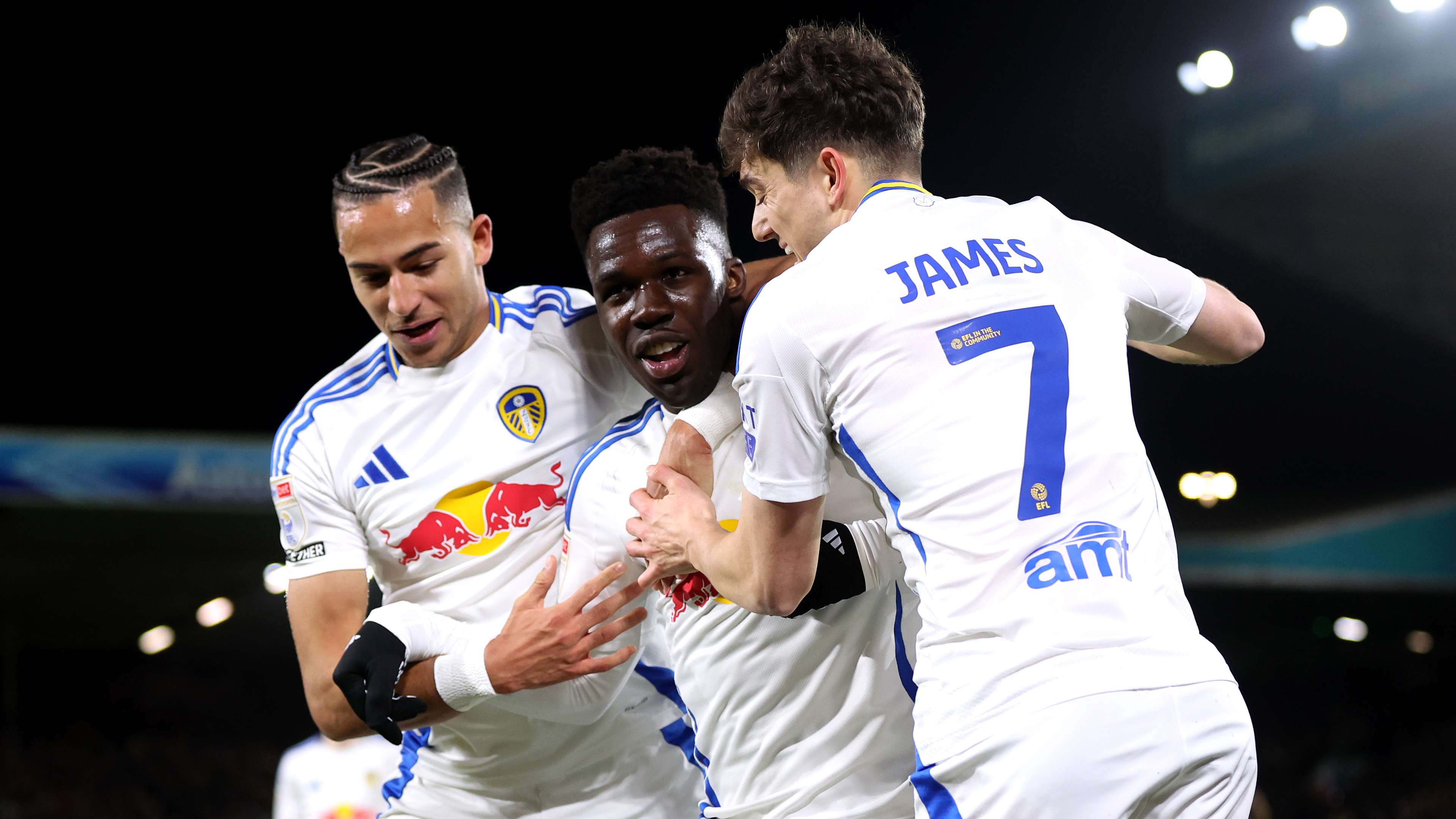 傑倫布朗談灰熊放棄霍勒迪的舉動：希望更多球隊采取這樣的方式 我們對隊友始終保持信任.